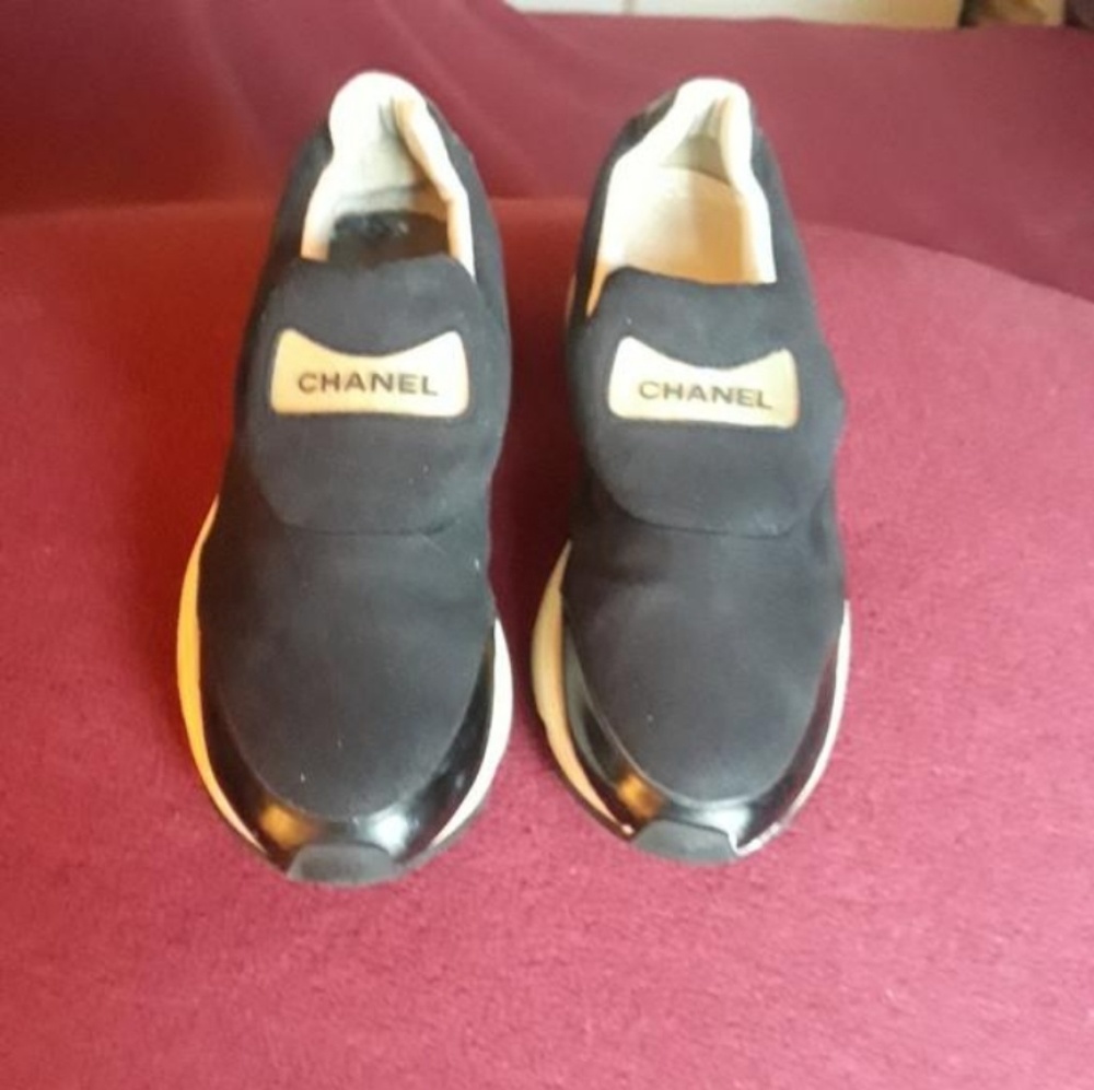 Chanel Sneakers Size 36